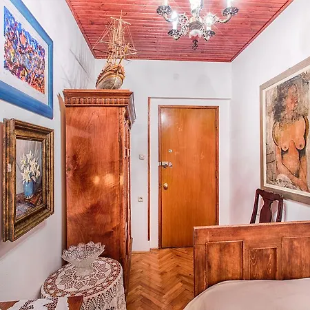 Royal Antique Apartment Split