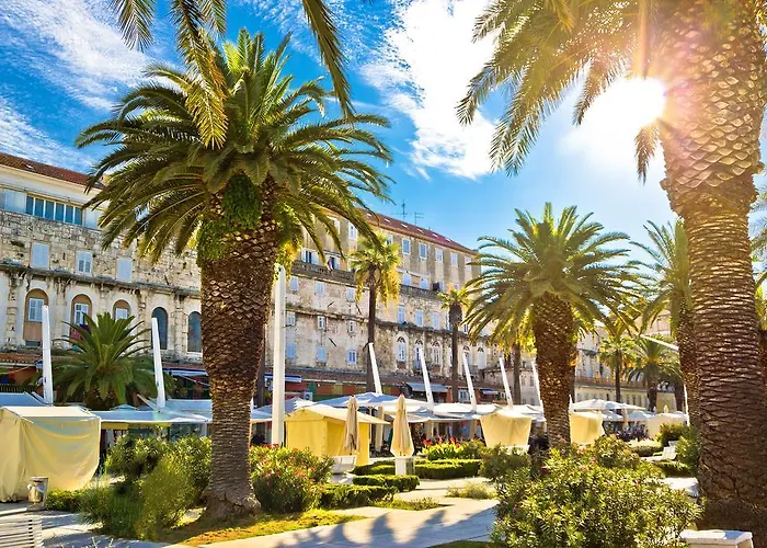 Royal Antique Apartment Apartment *