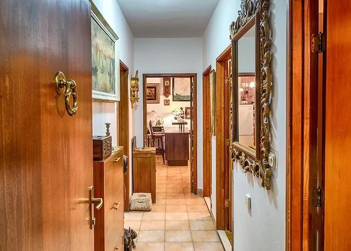 Apartment Royal Antique Apartment Split