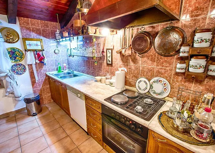 Royal Antique Apartment Split